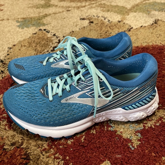 Brooks Shoes - Women’s Brooks Adrenaline GTS 19 running shoes 8